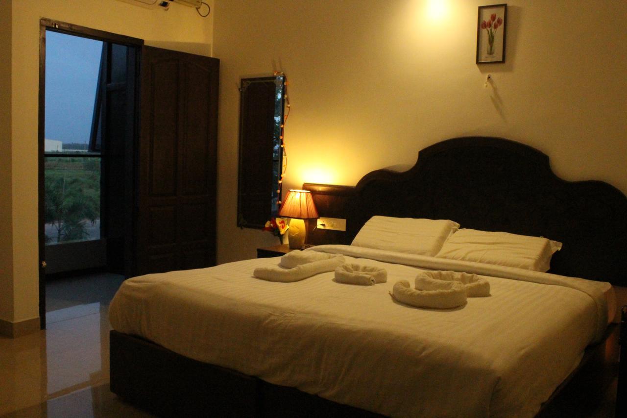 Hotel Ebenezer Plaza Nedumbassery