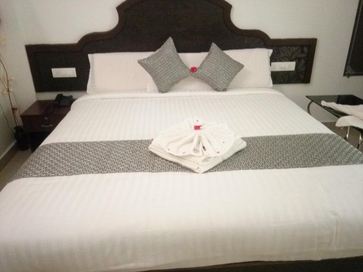 Ebenezer Plaza Hotel